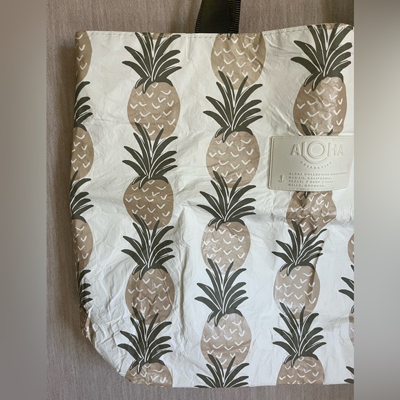 Aloha Collection Day Tripper Pineapple Groove Day - Picture 3 of 16